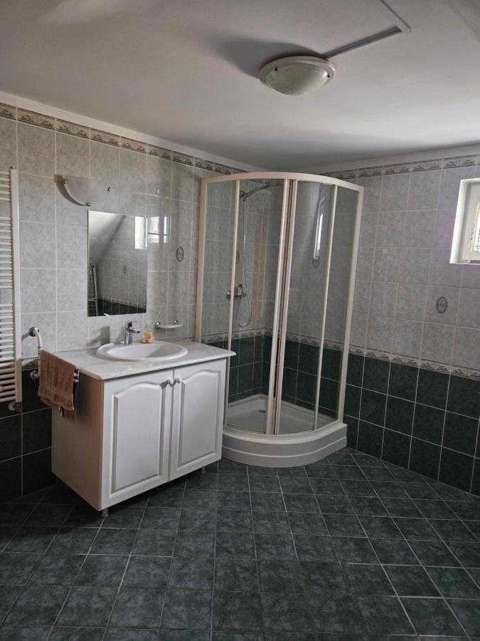 Fenyves Apartment Tiszafured